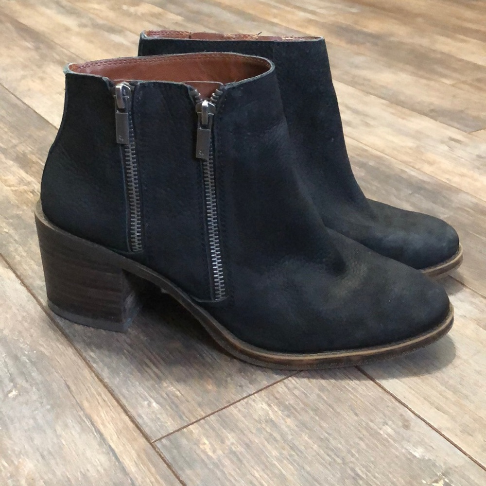 Lucky Brand Roquee Black Double Zip Ankle Boots